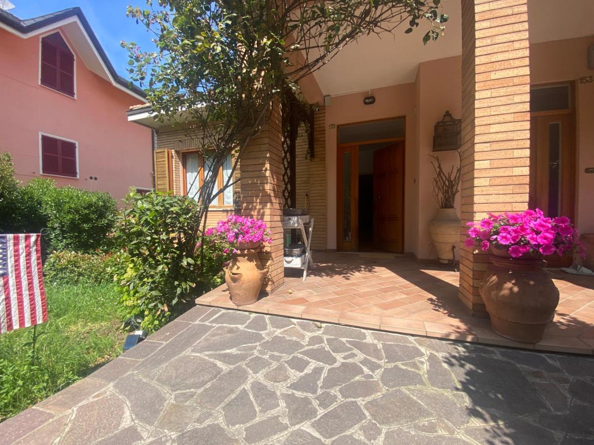 Casa San Bartolo - Pesaro Baia Flaminia Apartment Exterior foto